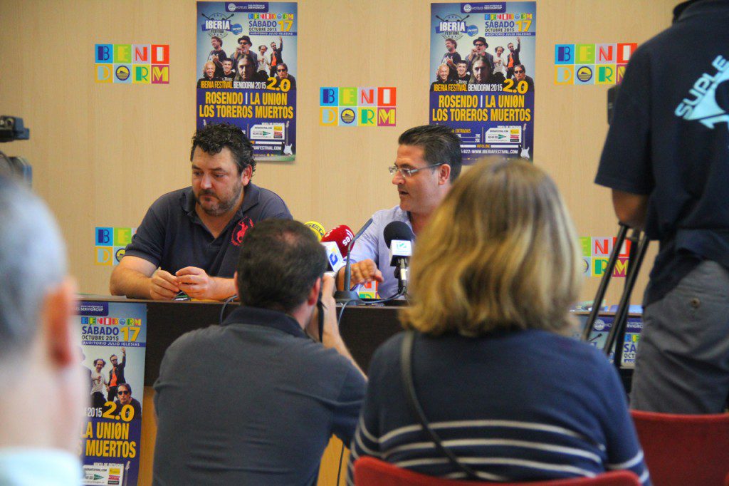 Javier Ferrándiz (Iberia Festival) y Jose Ramón González (Ayuntamiento)